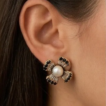 Floral Pearl & Crystal Stud Earrings Floral Pearl & Crystal Stud Earrings
