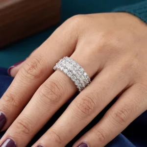 Home Page ring ecommerce lifestyle photogr… 2k 20260914203101