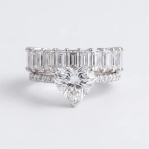 thumb Heart Solitaire Ring