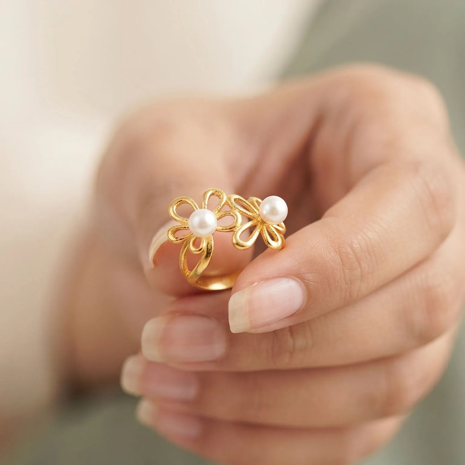 Flower Pearl Wrap Ring Flower Pearl Wrap Ring