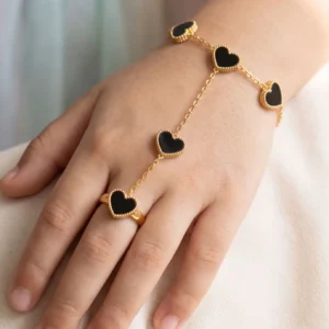 Home Page bracelet ecommerce photography f… 2k 20260914214128