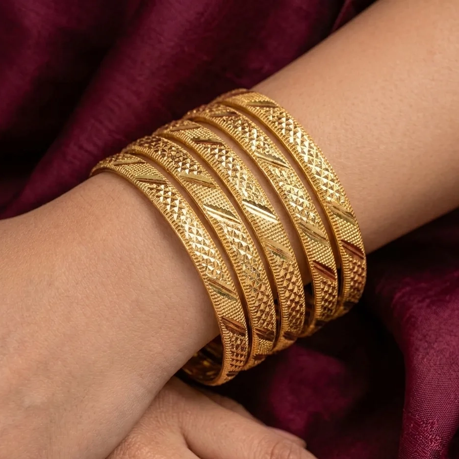 creating jewellery campaign phot… 20260912172235