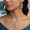 Elegant Leaf Motif Jewelry Set